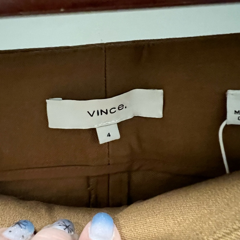 Vince Tan Women's Cropped Pants - Picture 3 of 5